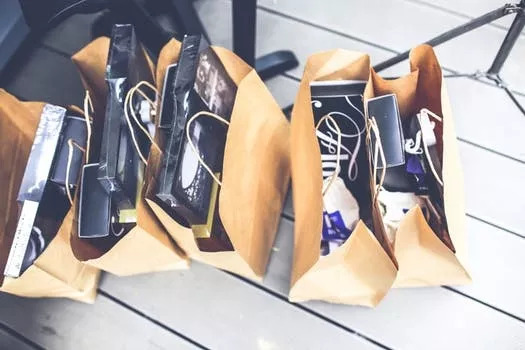 不让别人赚自己一分钱,不让别人赚差价的思维