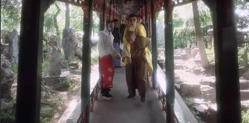 霸王别姬电影中的细节隐喻,霸王别姬细思极恐细节解析