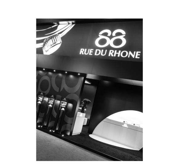 诞生与众不同—88RUEDURHONE宇路表