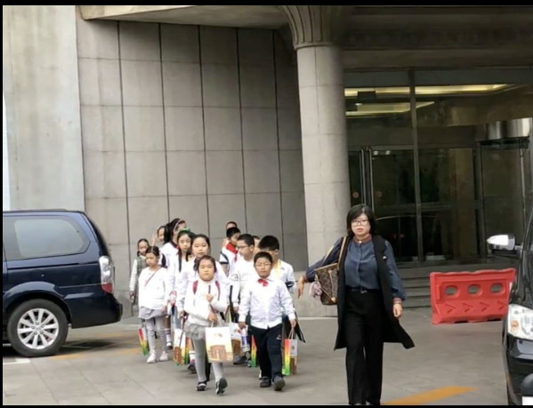 「活动报道」玻利维亚中秋记—小大使与天堂之国最感动的相遇