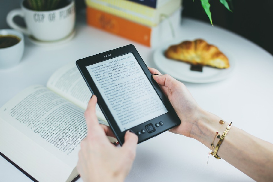 kindle使用后的感受,kindlepaperwhite4和kindle2022