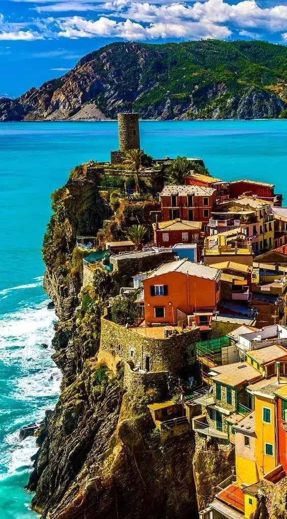 意大利五渔村风景微信头像,意大利五渔村海边小镇图片