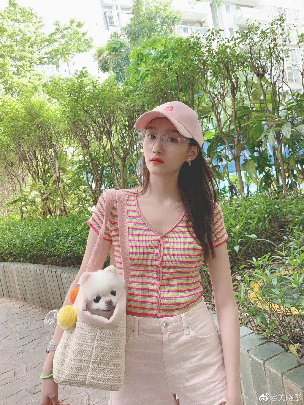 宋妍霏阿迪达斯丝带鞋,宋妍霏阿迪达斯鞋子