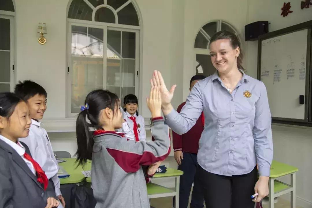 邀请函学校活动,华美校园活动