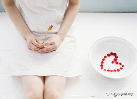 私密处清洗护理多久洗一次,女性定期清洗应该注意什么