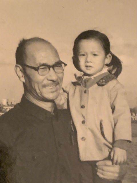 成龙对小龙女事件有回应吗 (小龙女事件对成龙的影响)