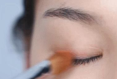 如何画比较妖艳的眼妆,初学者怎么画又纯又欲的眼妆