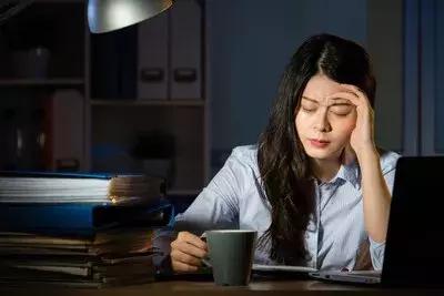熬夜眼睛干涩疲劳护眼剂,眼疲劳不适上班族如何护眼