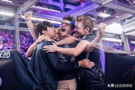 游戏首班车：功勋三号位宣布退居幕后，OG新赛季阵容值得期待吗？