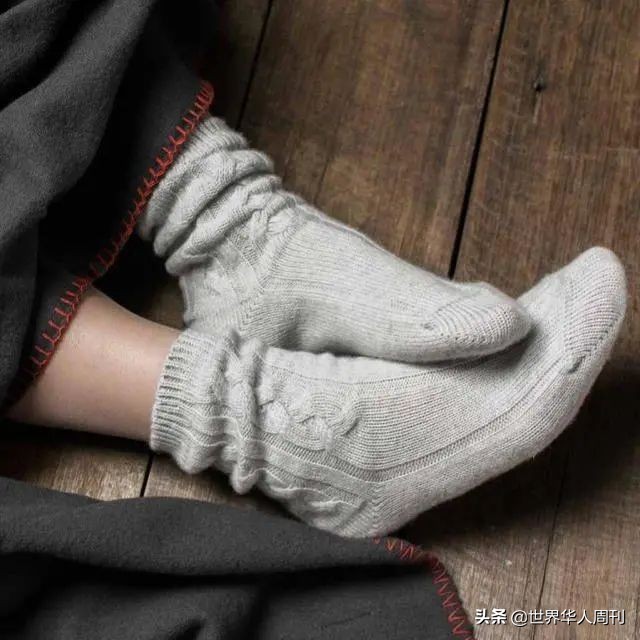 英国女王开网店，一双袜子竟要600块！网友：疯了吗？