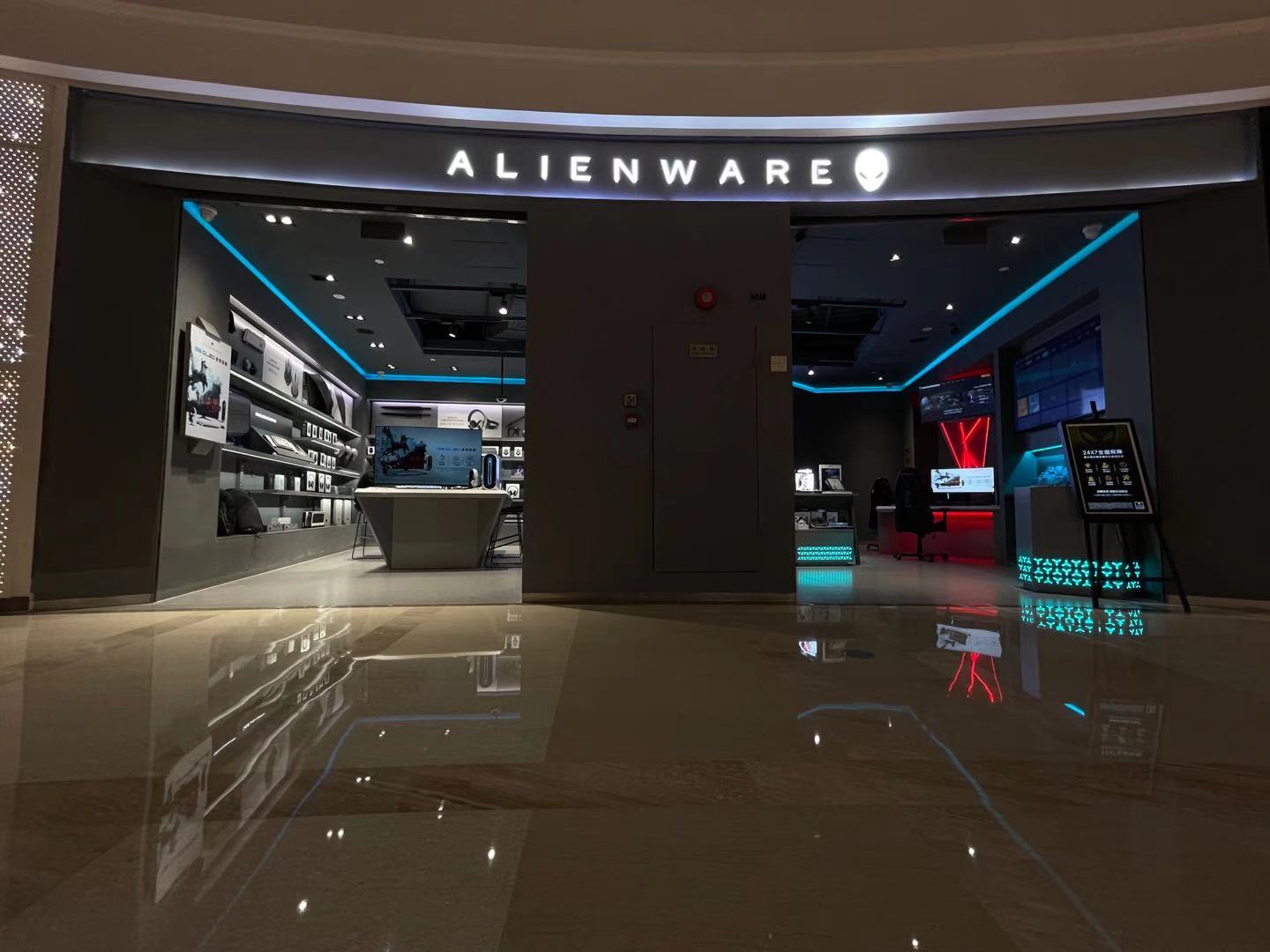 外星人最新款游戏电脑,外星人alienwarem15r6打逃离塔科夫
