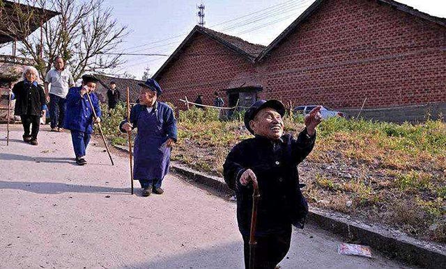 我国第一矮人村,全国第一大矮人村
