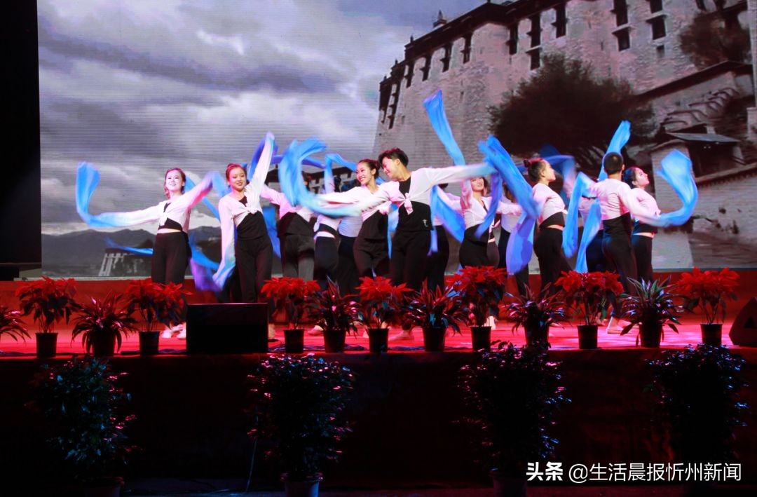 校长伴奏，书记领唱！忻州十中隆重庆祝第35个教师节