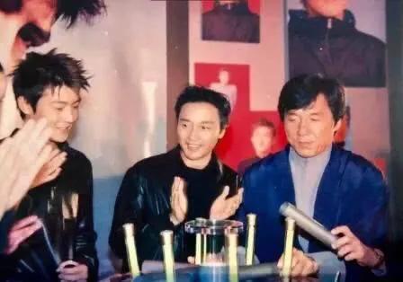 陈冠希为黑人发声却被怼、心系疫情无人声援，复出之路遥遥无期