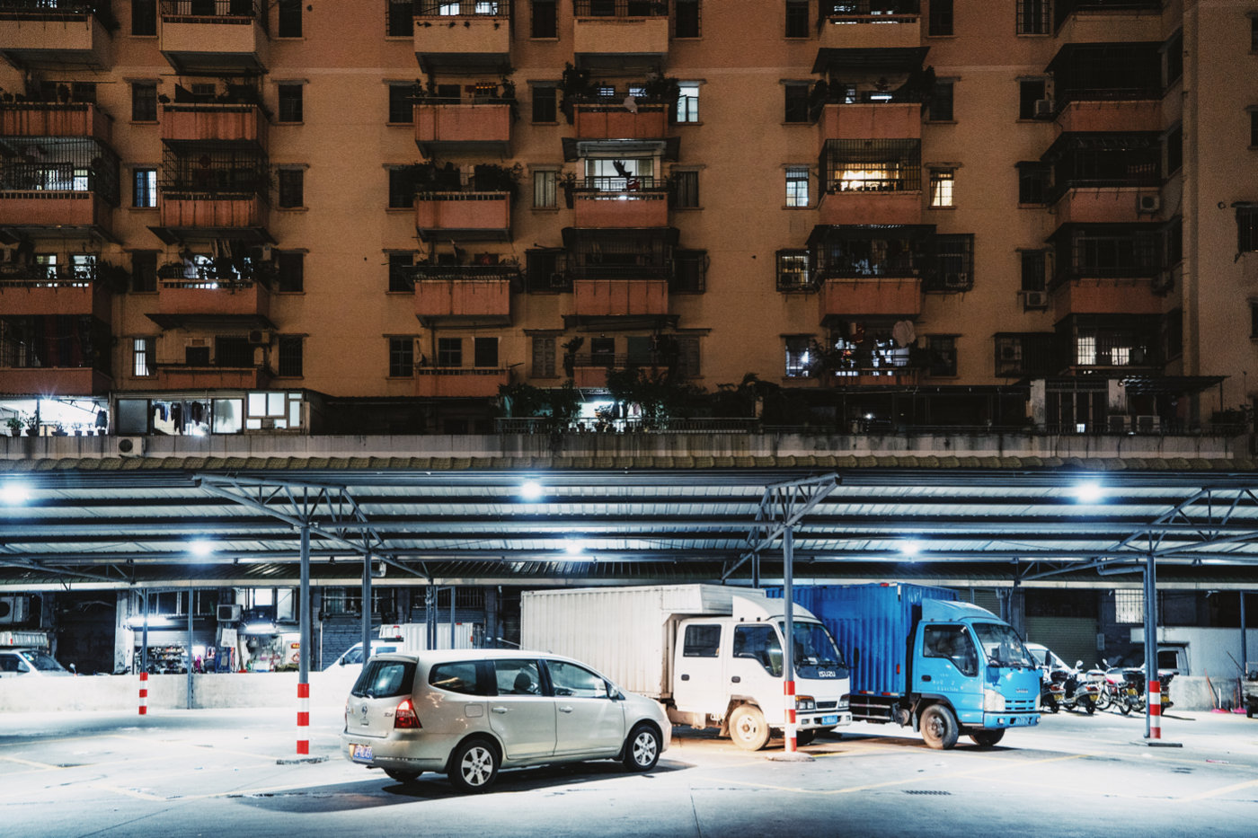 11年日产骏逸七座车,日产骏逸与骊威7座差别