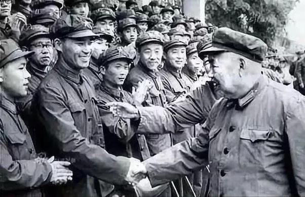 他贵为开国上将，面对一名战士的临终嘱托，他拼尽全力也要完成
