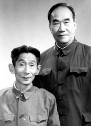 蓄须明志的梅兰芳，为抗美援朝捐飞机的常香玉，老艺人马三立