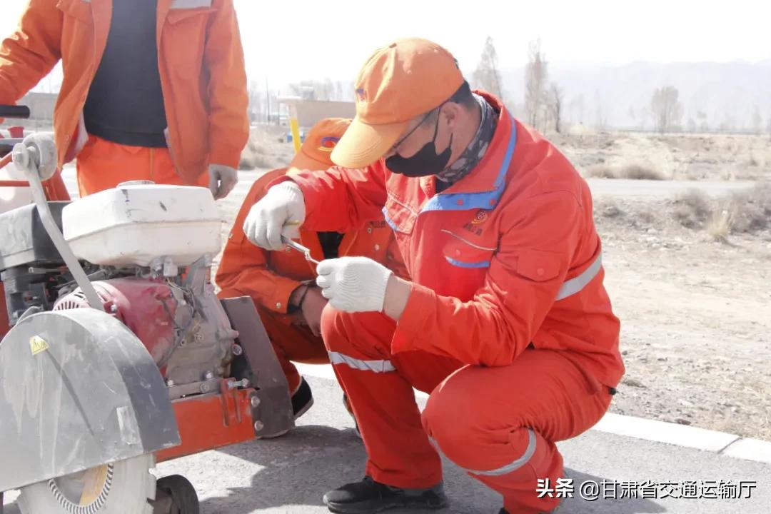 养路工人,筑路工程师