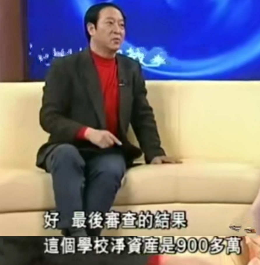 冯巩搭档牛群：被质疑贪污，64岁节目中晕倒，这些年他有多惨？
