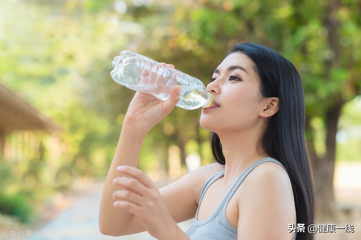 口干口苦夜间明显吃什么药,口干口苦入睡难多梦吃什么药