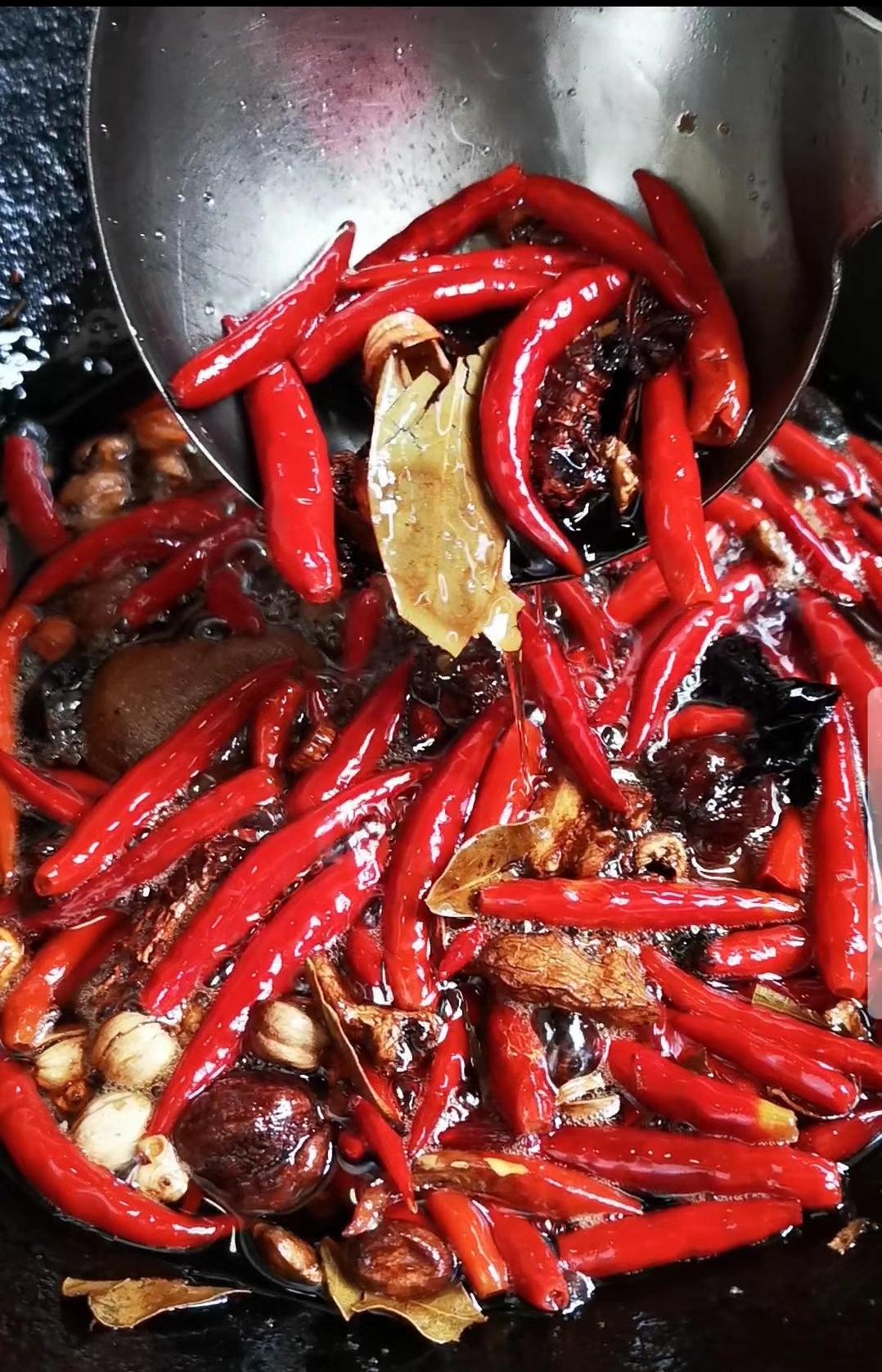 南方女人到北方创业，不爱吃面却卖板面，石家庄板面为啥这么火？