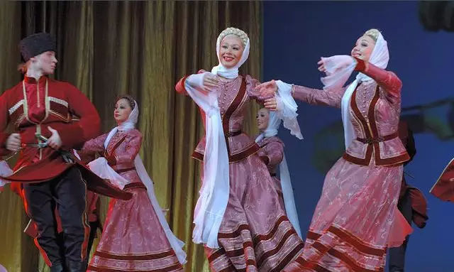 呼伦贝尔的民族风光和习俗,呼伦贝尔巴尔虎民俗文化