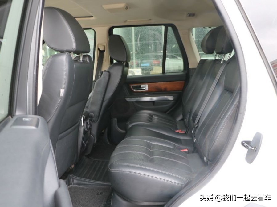 2010年柴油路虎3.0t揽胜运动油耗,2013款揽胜运动柴油值不值得买