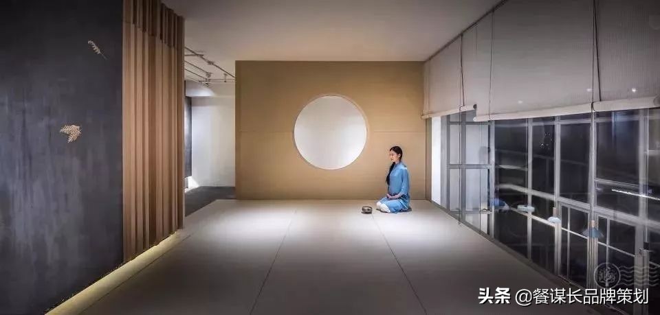 小面馆厨房设计布置效果图,小而美的面馆设计让人眼前一亮