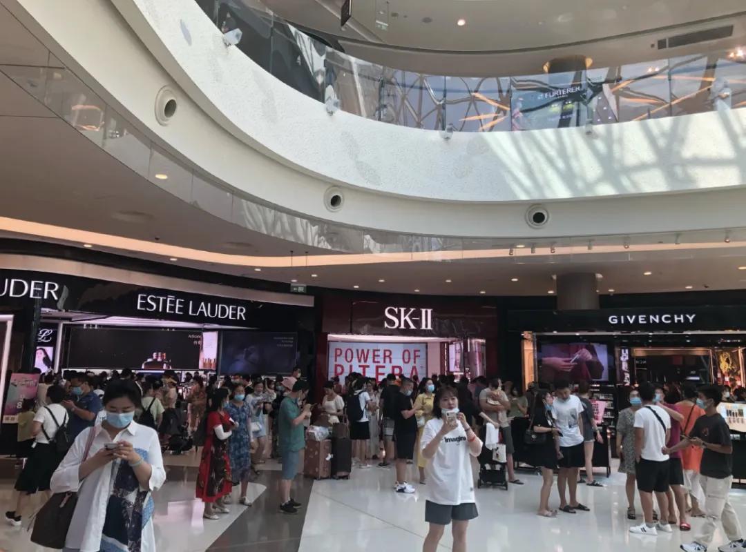 40个免税店的利润,40%的毛利率