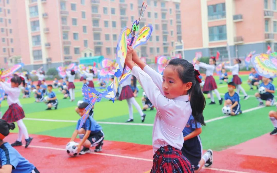 潍坊光正·潍州外国语学校童心向*党**，超越梦想。2021年秋季运动会掠影