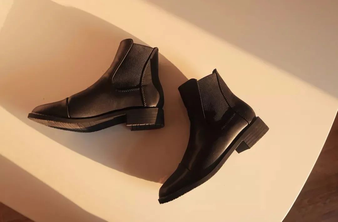 颜值高又好穿的鞋子推荐,春夏值得入手的10款鞋子