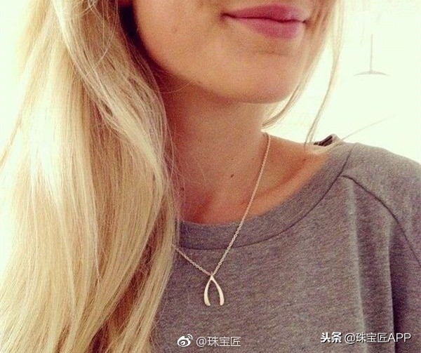 感恩节趣谈｜火鸡骨头挂门上，未来伴侣找上家？