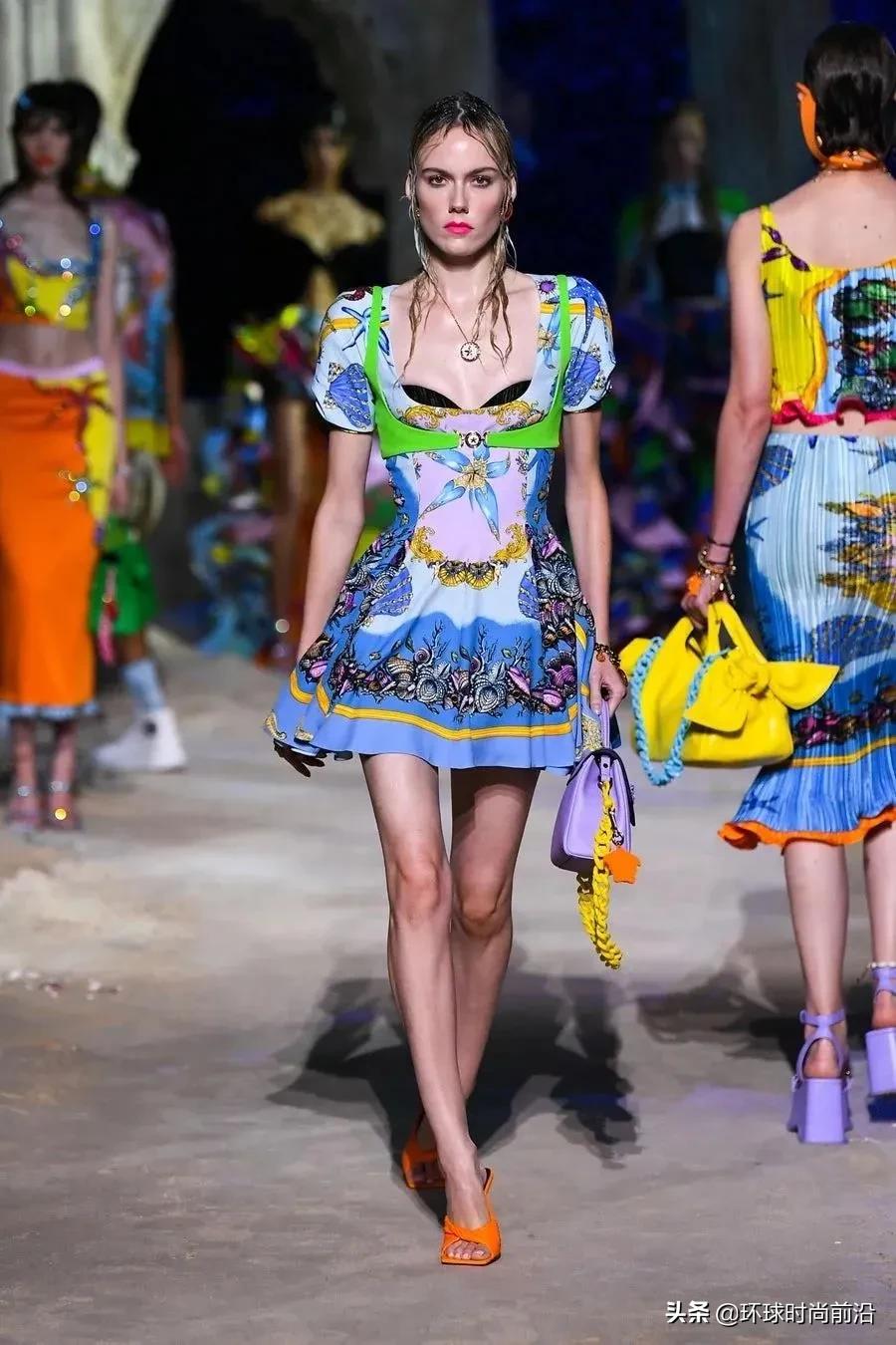 versace ss22鏄ュ (versace ss 2016)