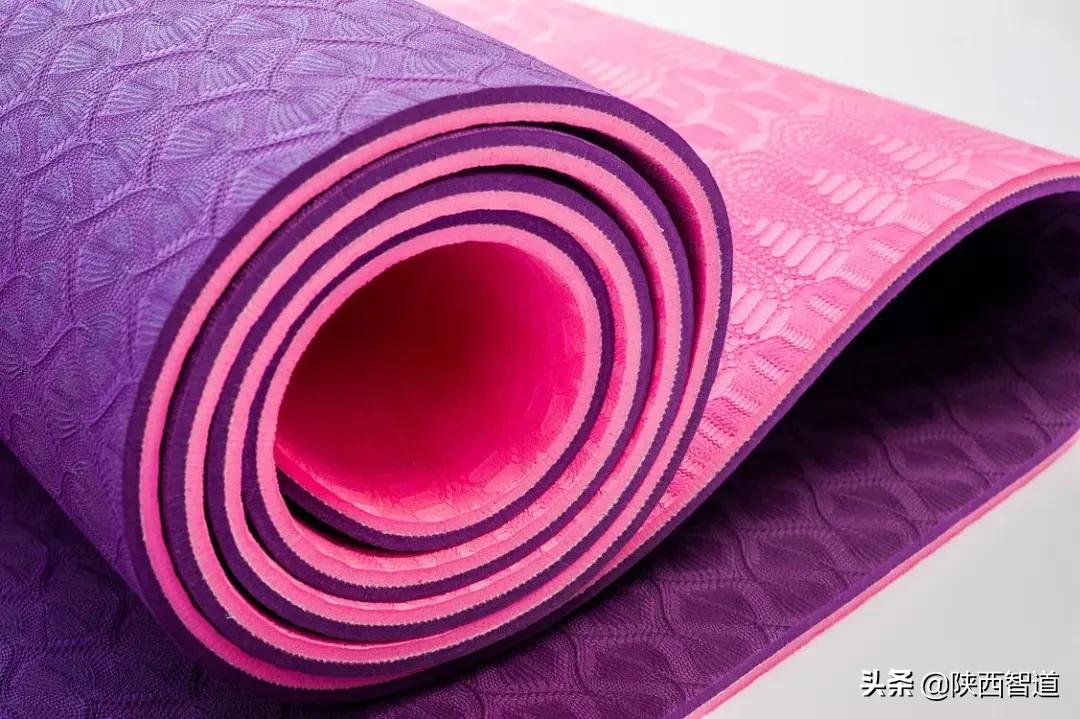 瑜伽垫与健身垫功能区别,跳绳垫和瑜伽垫有什么不同