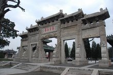 此地3000亩，只葬了一个家族，拥有10万多座坟冢，94年申遗成功