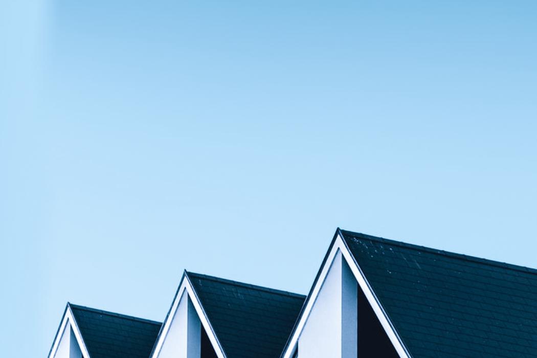 如何在熊市中找到投资机会,如何在股票市场中稳健投资