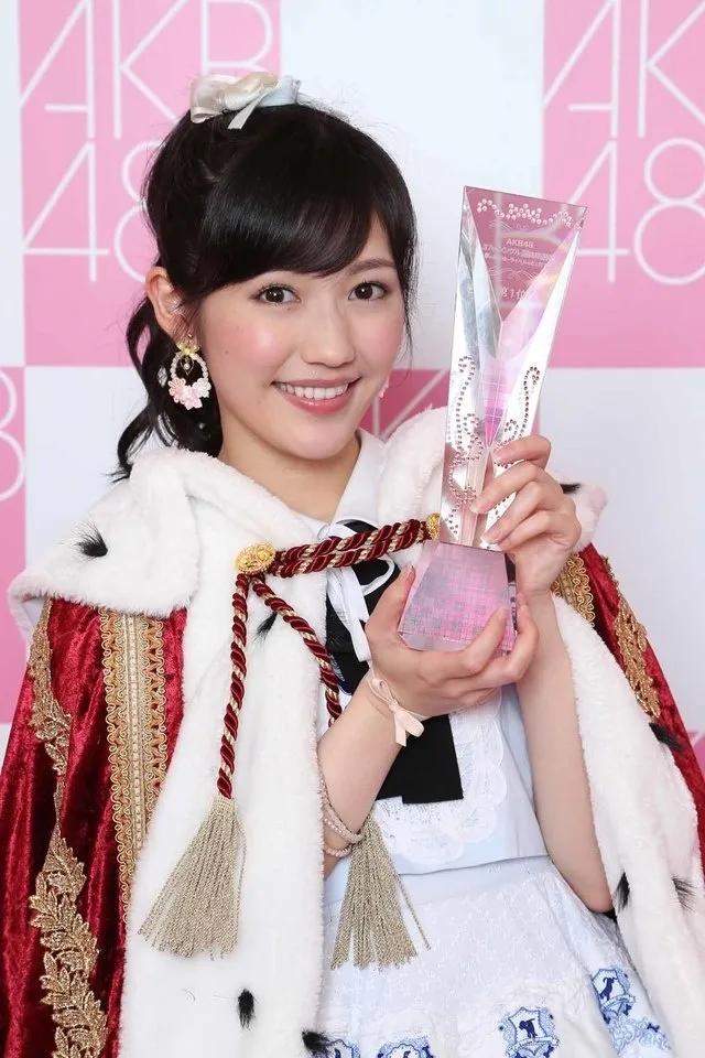王牌偶像：渡边麻友
