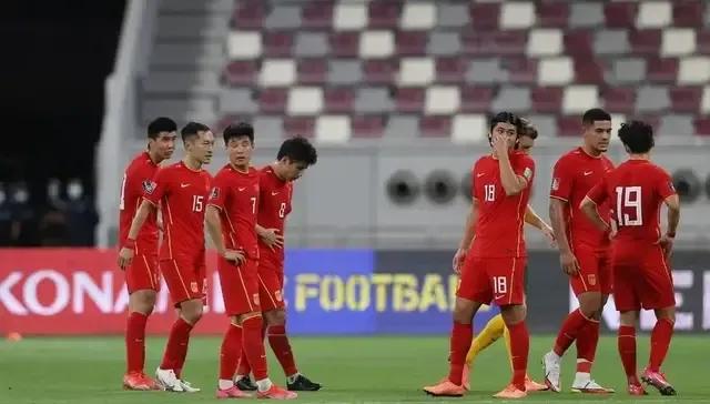 国足被球迷质疑的球员,国足被球迷批评后的表现
