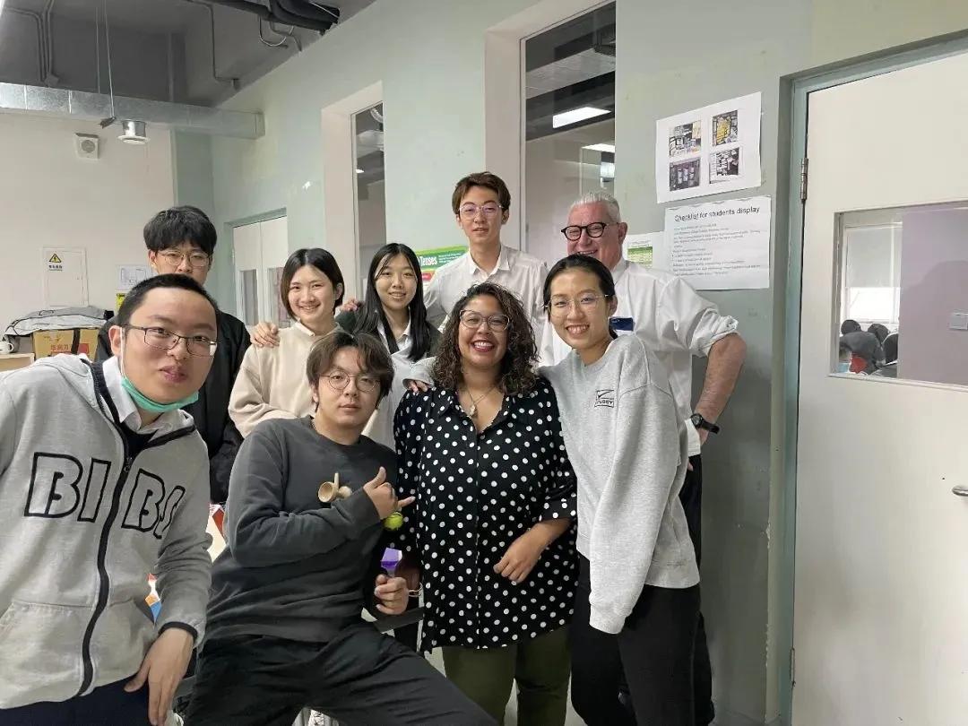 转新学校不适应,读了国际学校反而很迷茫