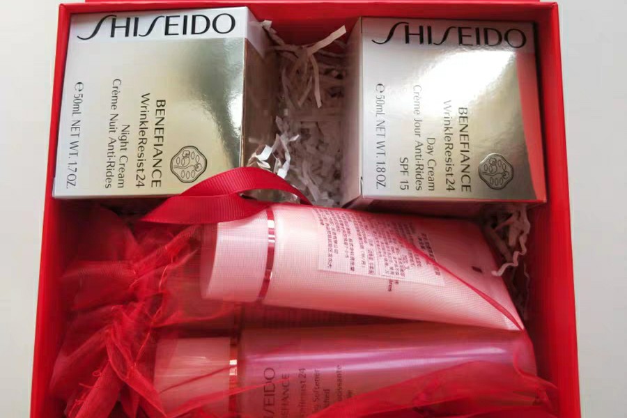 新年礼物护肤礼盒,新年送妈妈护肤品套装推荐