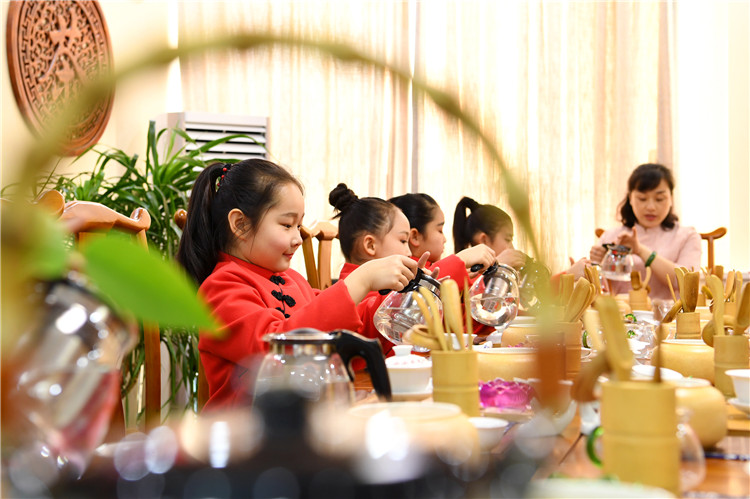 千万不要给孩子报培训班,不要给孩子轻率的报培训班