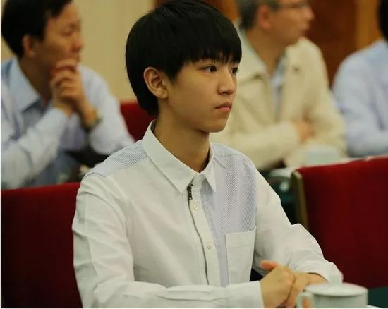 tfboys练习生艰辛过程,tfboys怎样成为练习生的