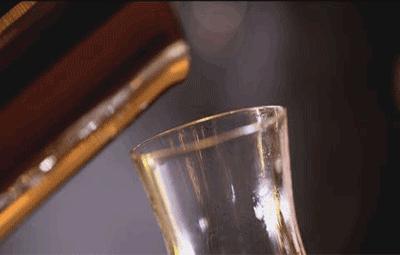 胡桃里超人气乐曲,胡桃里乐曲酒馆人均消费多少