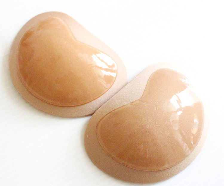 蓝血兽：硅胶胸贴为什么不粘了？应如何清洗？