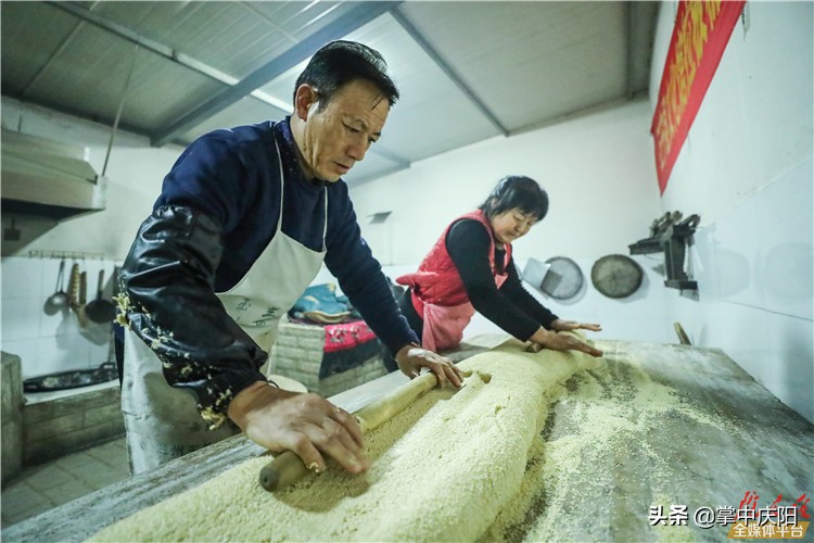 甘肃庆阳：拉板糖里的“年”味道
