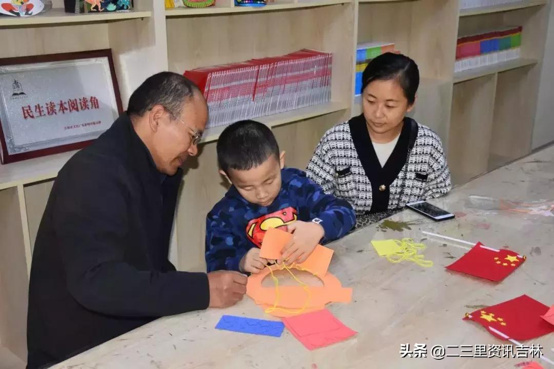 五星红旗我为你骄傲少儿舞蹈,幼儿唱五星红旗你是我的骄傲