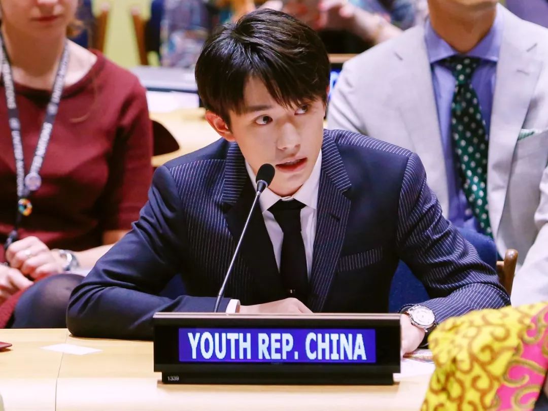 王源英语交流,外国人评价王源的英语水平