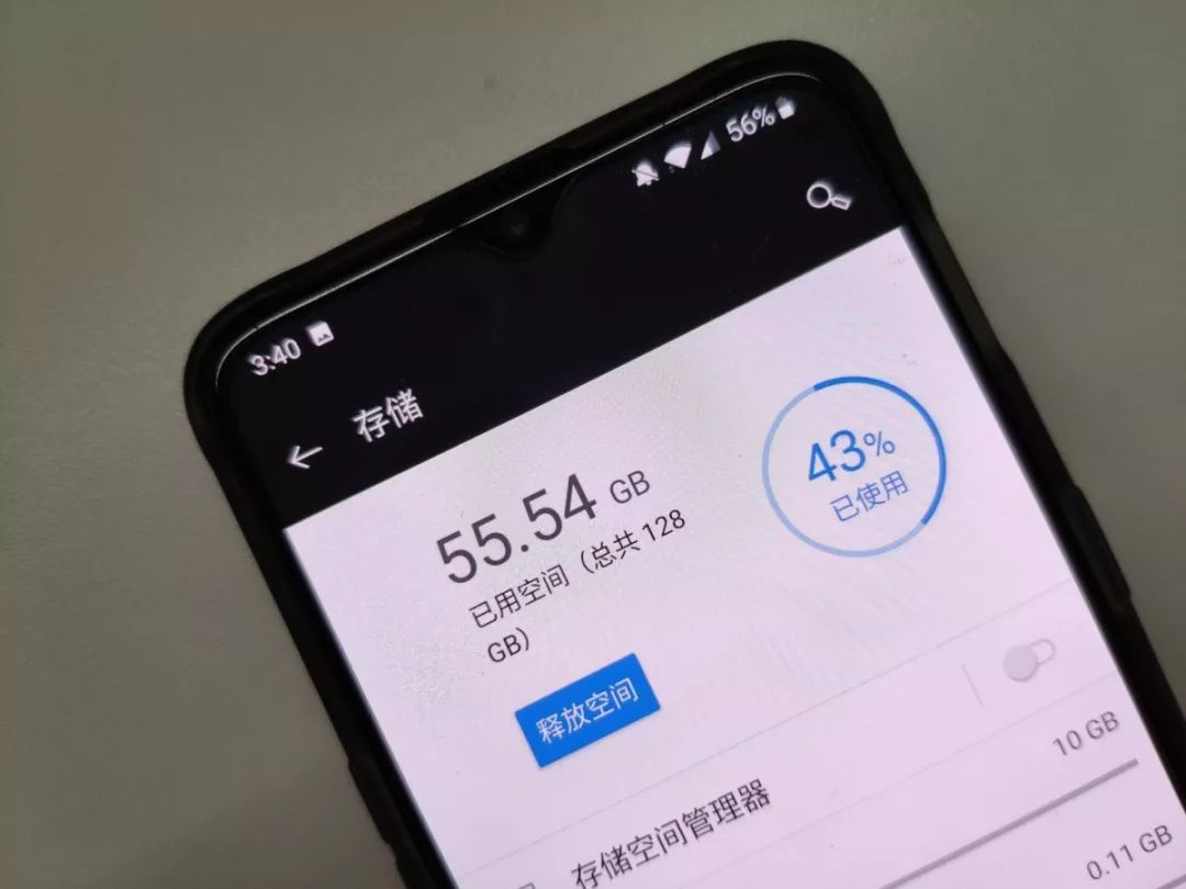 荣耀v10突然卡顿关机重启怎么解决,手机卡顿是重启还是关机再开