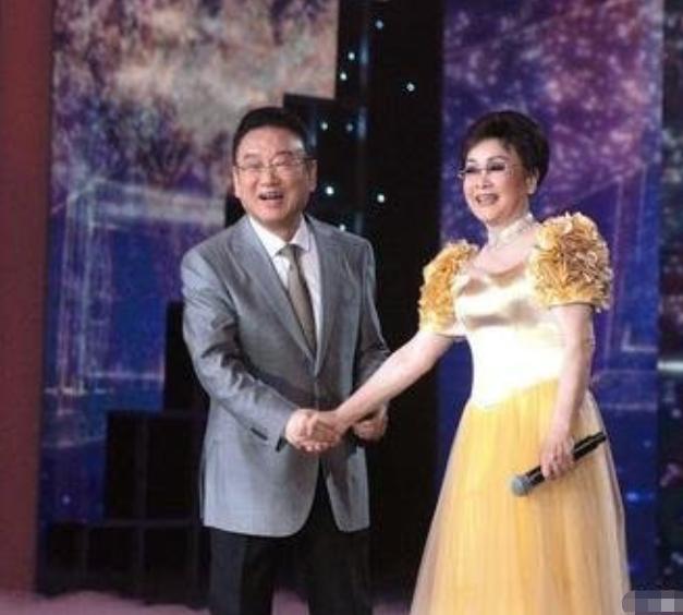 李谷一和二婚丈夫照片,一婚嫁恩师二婚嫁王刚视频