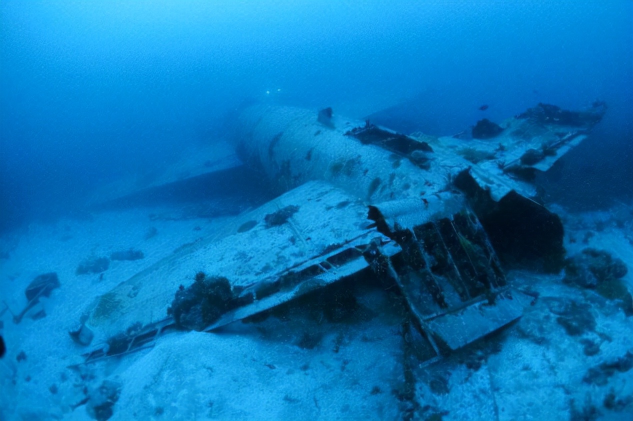 揭秘马航370失踪之谜真实纪录片,马航370失踪之谜前神秘事件